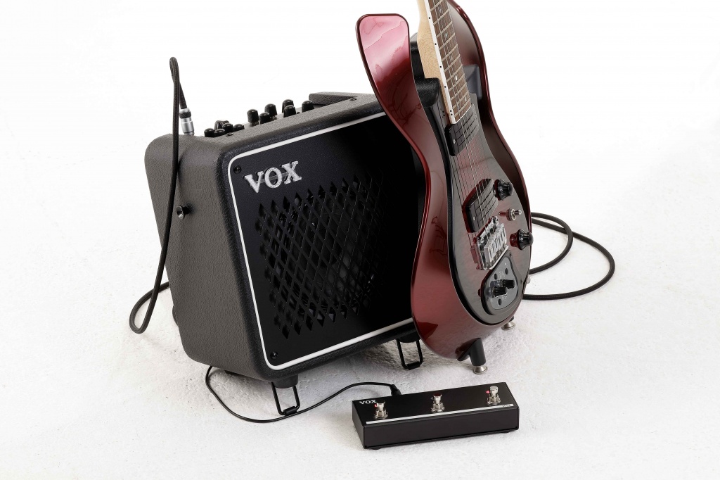 VOX MINI GO10_Image.jpg